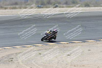 media/Apr-20-2025-CVMA (Sun) [[39090e8767]]/Race 11-500-350 Supersport (Holeshot)/